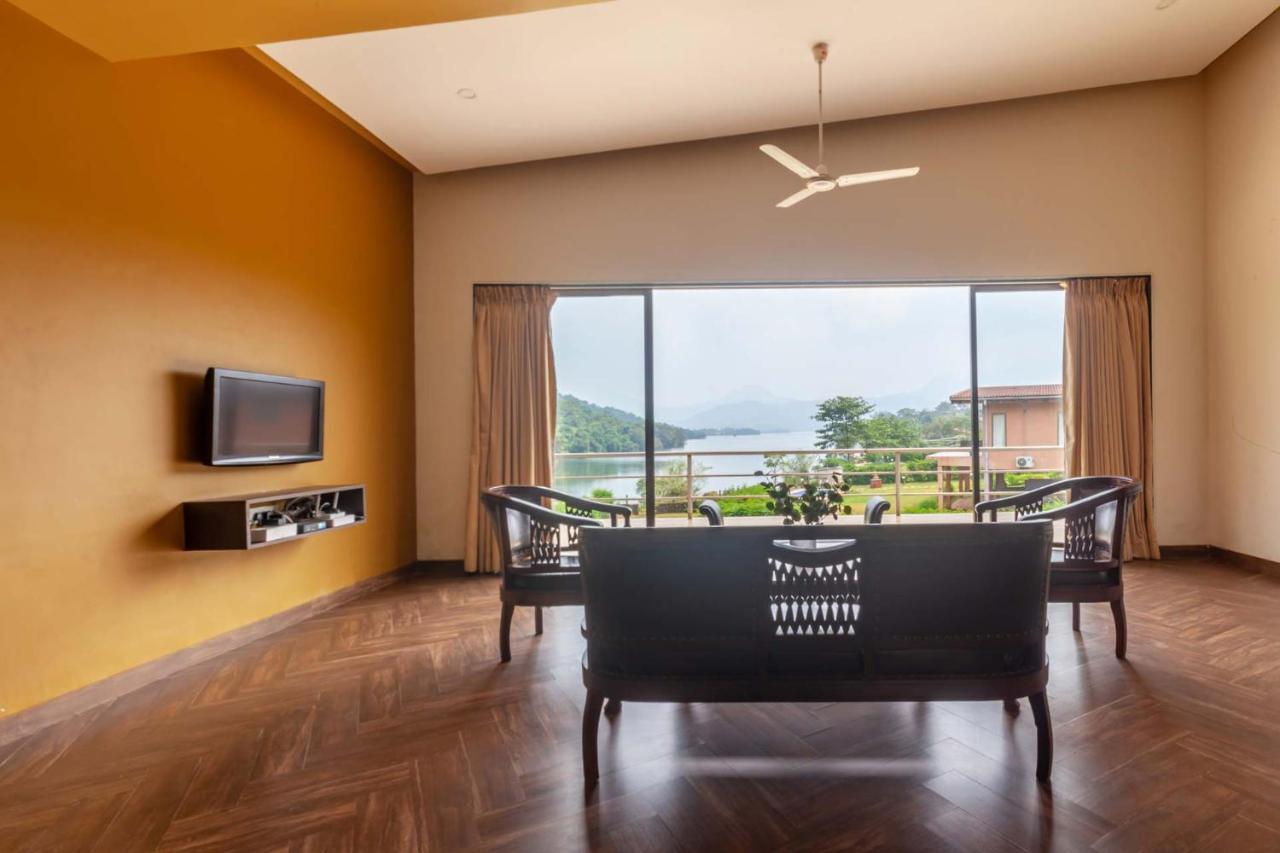 Stayvista'S Shivom Villa 2 - A Serene Escape With Views Of The Valley And Lake Lonavala Extérieur photo